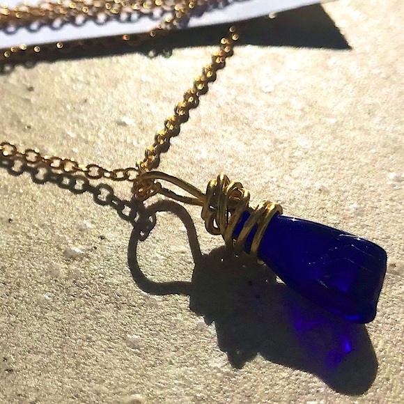 Jewelry - HANDCARVED AZURITE GENUINE FIGA LUCK NECKLACE🌀